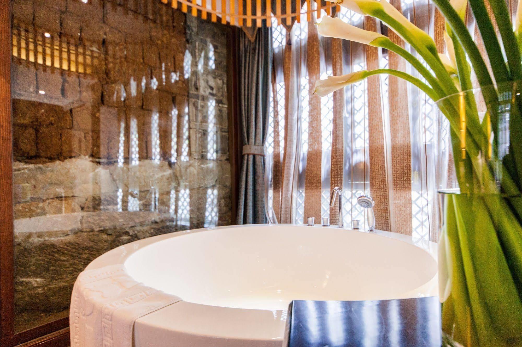 Lijiang Liman Hotel Εξωτερικό φωτογραφία